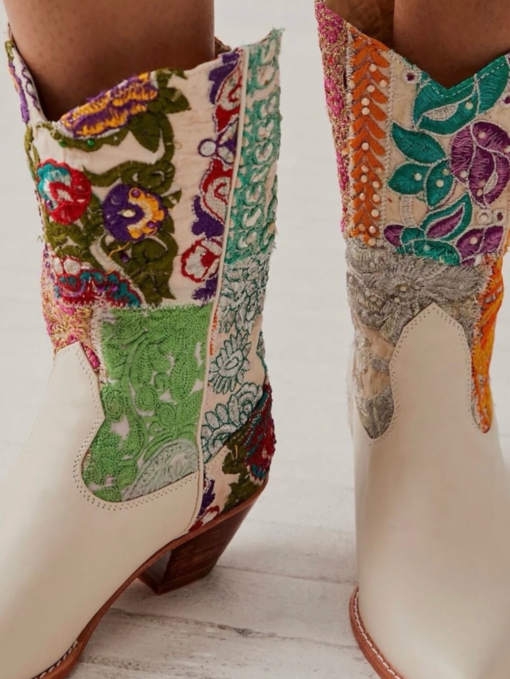 SELINA EMBROIDERED PATCHWORK BOOTS X FREE PEOPLE - Picture 2 of 5